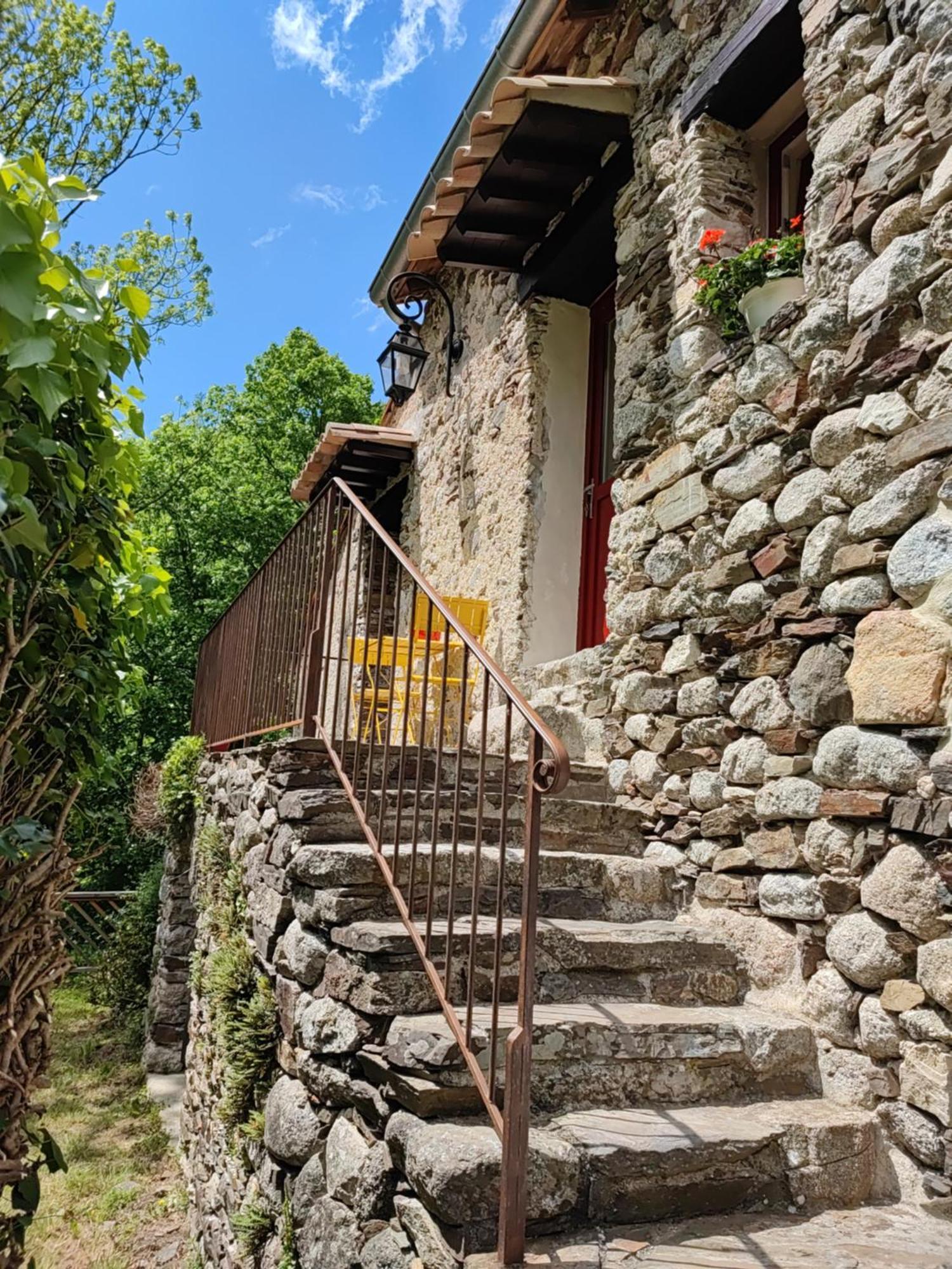 Le Mas De Ribard Bréau-et-Salagosse Exterior foto